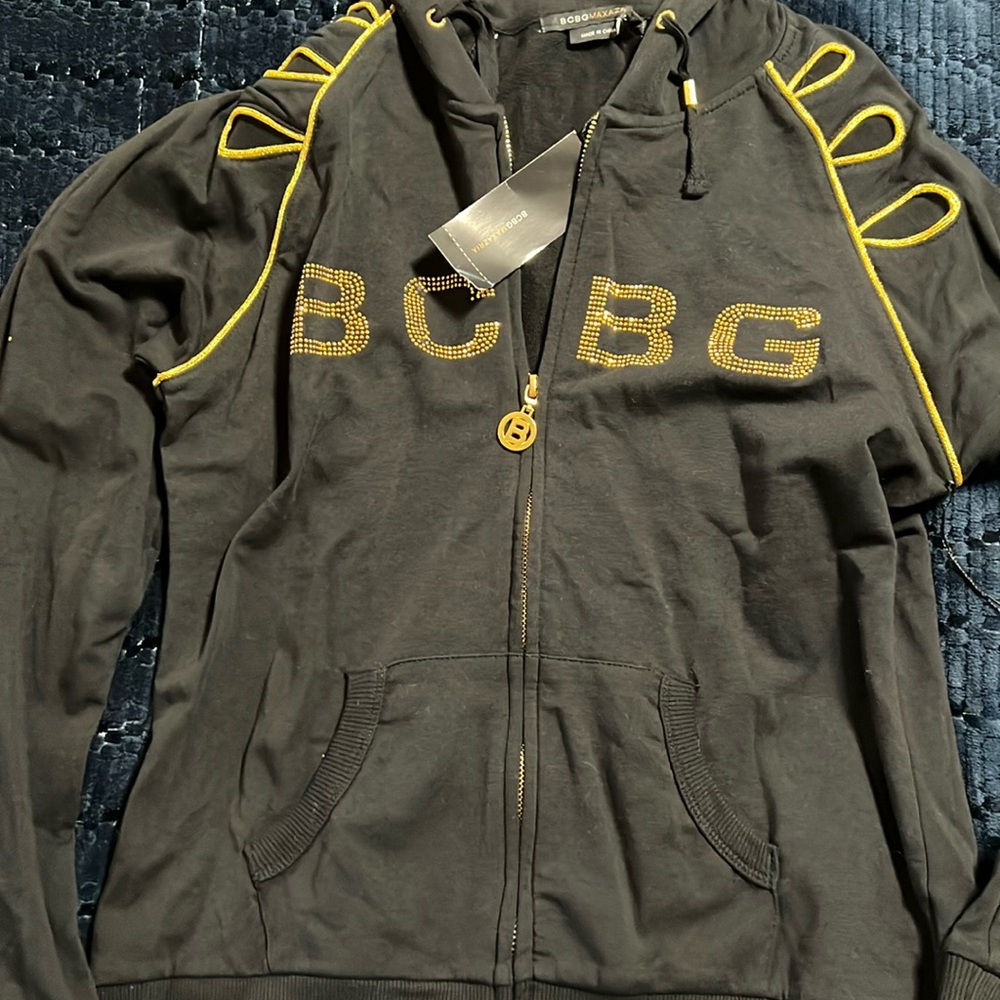 BNWT BCBG zip up hoodie